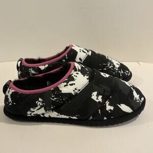 NEW SOREL Womens Go Bodega Run Faux Fur Lined Slippers US 8/EUR 39 Quarry/Black